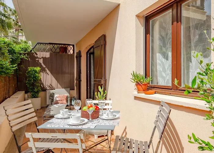 Les Embruns-5 By Interhome *