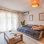 Lejlighed Les Embruns-5 By Interhome