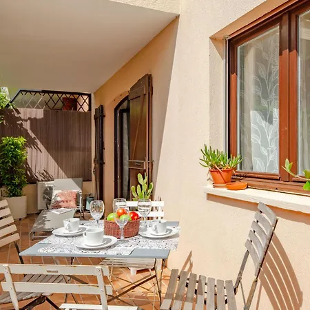 Les Embruns-5 By Interhome *