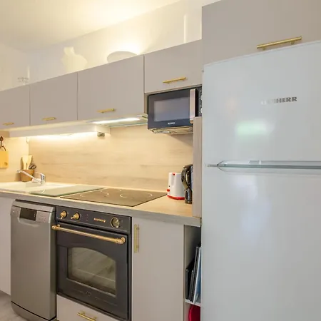 Les Embruns-5 By Interhome Apartment