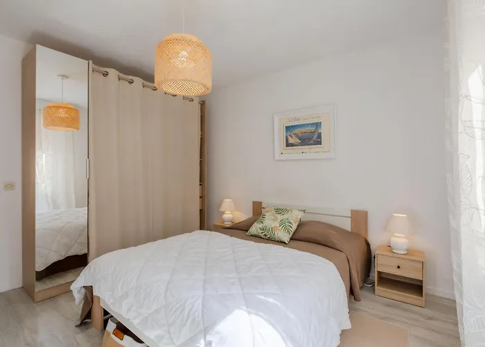 Les Embruns-5 By Interhome Apartamento