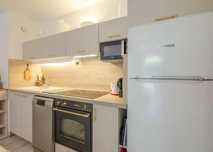 Les Embruns-5 By Interhome Apartamento